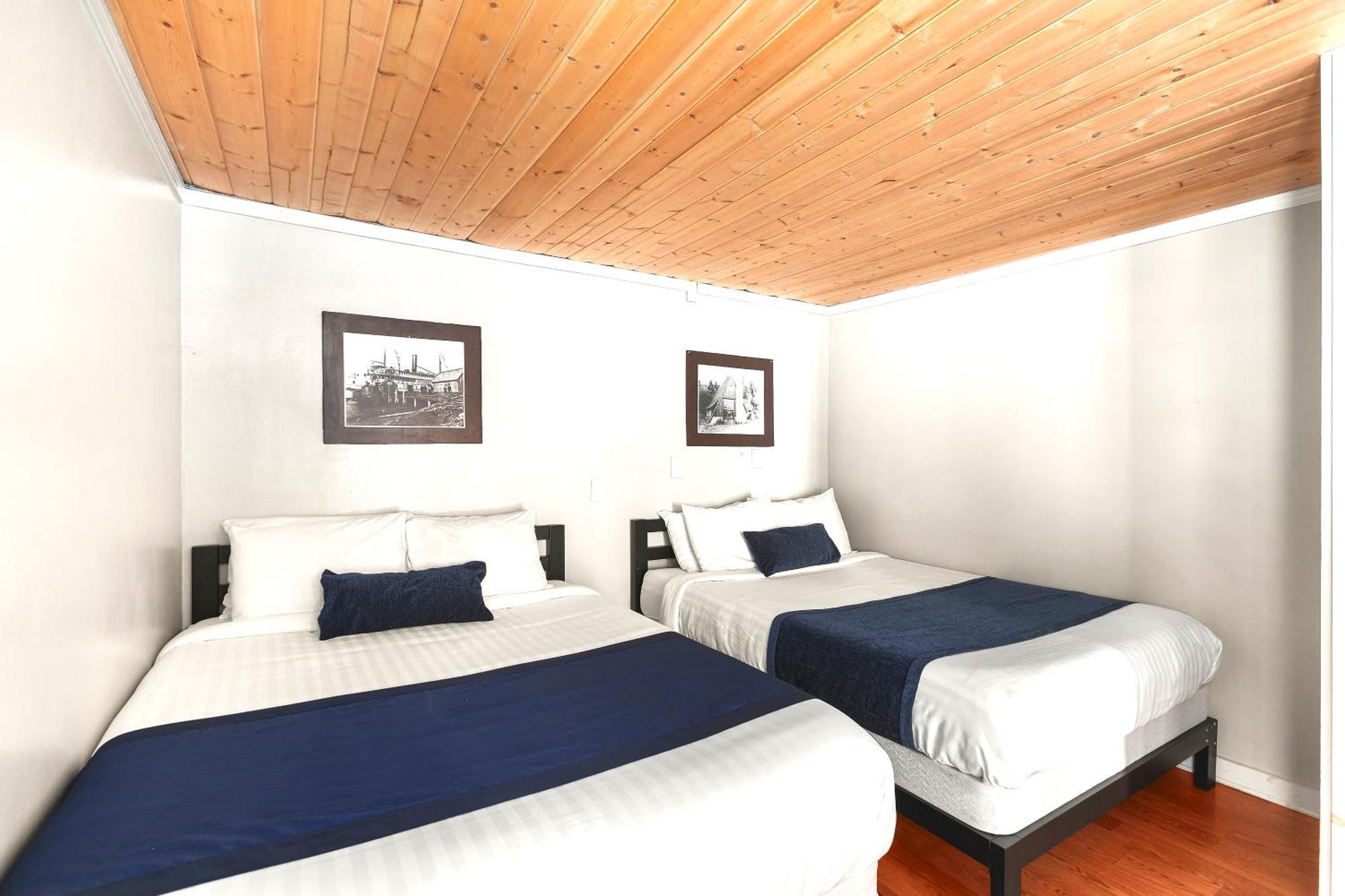Robin Hood Village Resort Union Room photo