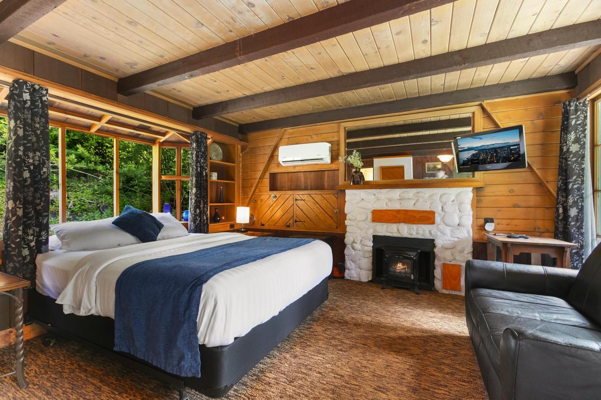 Robin Hood Village Resort Union Room photo