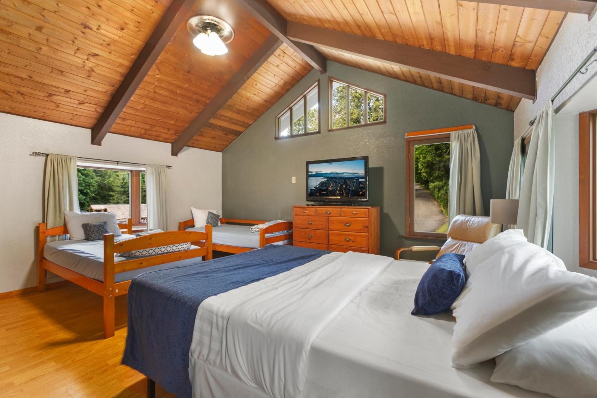 Robin Hood Village Resort Union Room photo